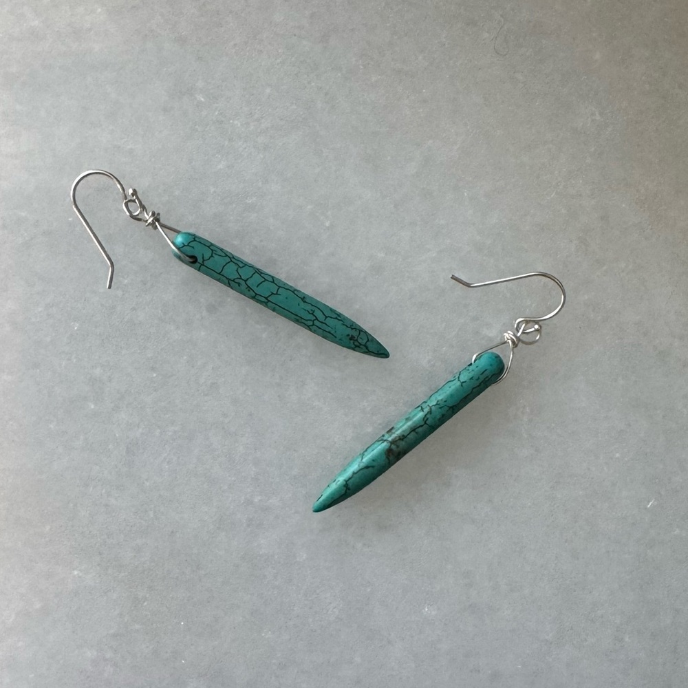 NWOT Sundance Desert Dagger Earrings, Howlite, Sterling Silver
